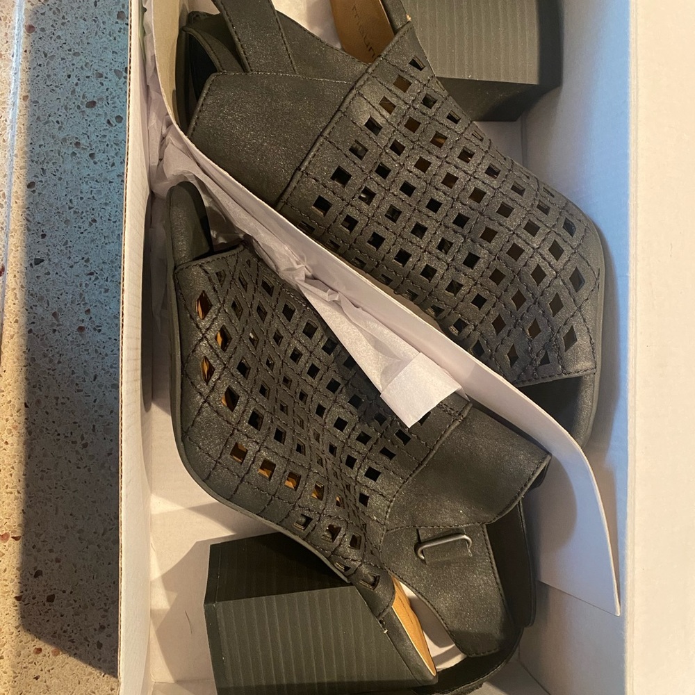 Maurice’s Wedge Heel